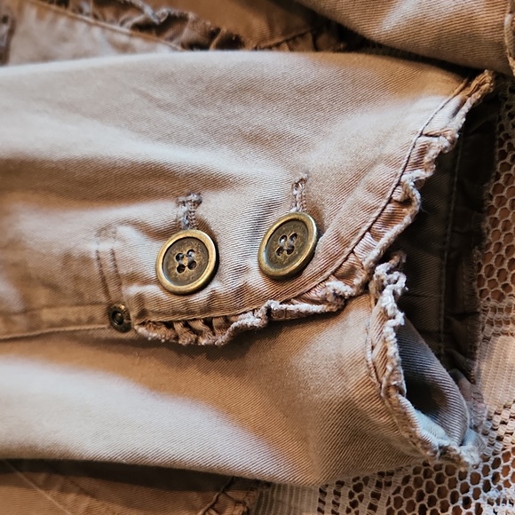 Crazy Horse,  Excellent condition,  Women's Jacket, Size Medium,  Olive green - Picture 8 of 11